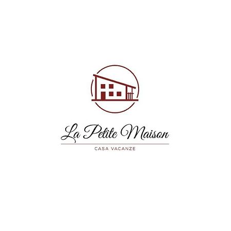 La Petite Maison เอากุสตา ภายนอก รูปภาพ